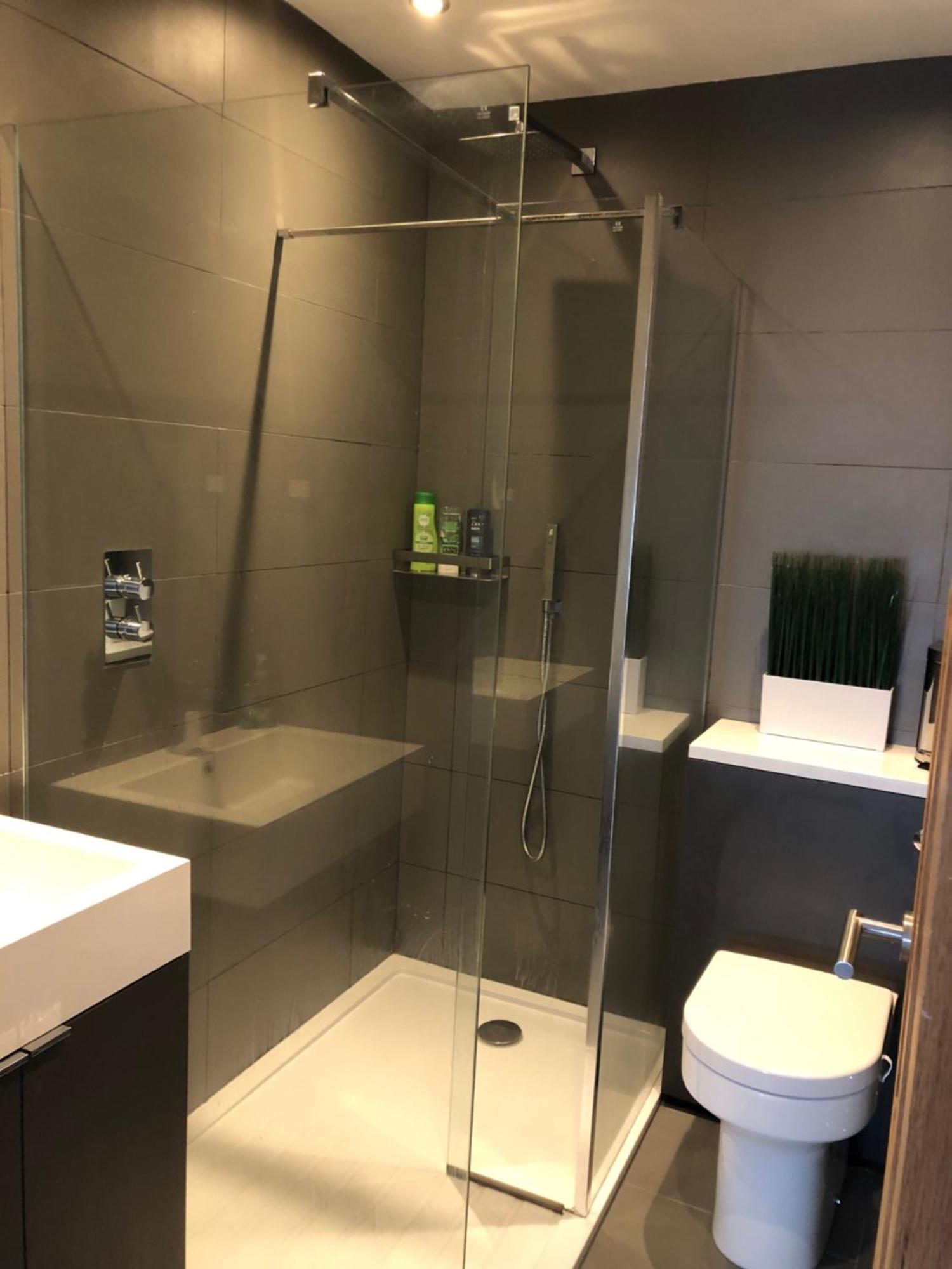 Modern And Stylish 2 Bedroom House In ブライトン エクステリア 写真